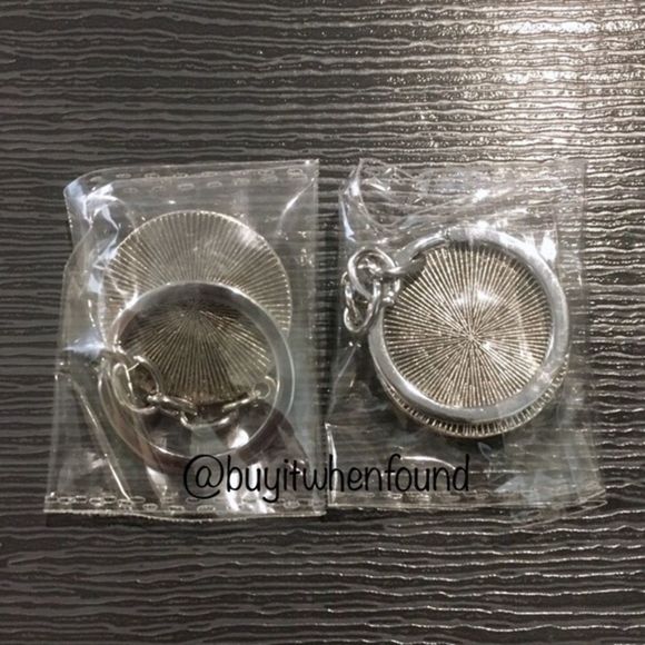 Day of The Dead Sugar Skull Cabochon Keychains - Picture 4 of 8